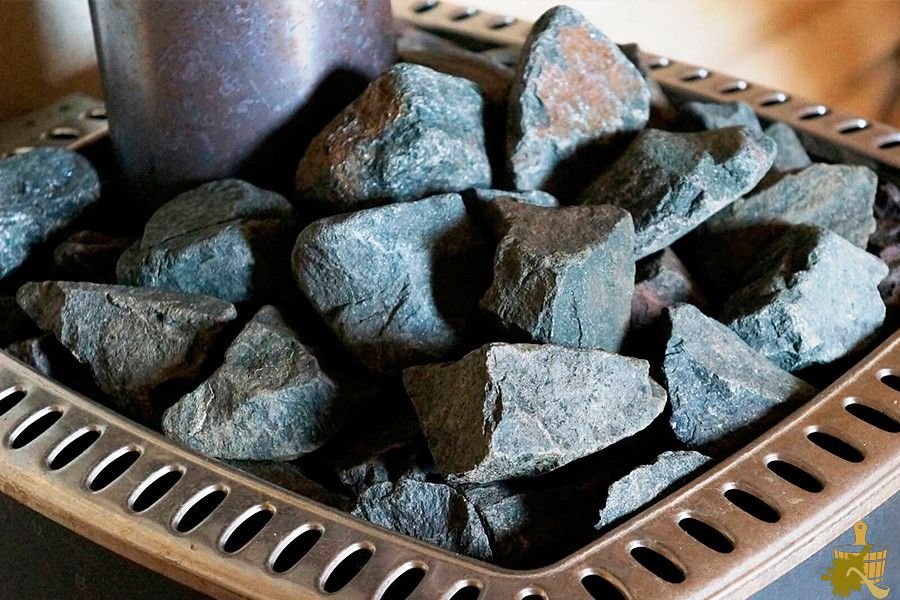 Укладка камня в банную печь: обзор способов и возможные ошибки