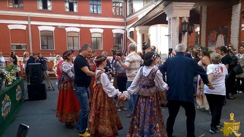 Мои впечатления о фестивале русской бани в Сандунах (впечатление, фестиваль, русская, баня, сандунах) Ноги сами идут в пляс