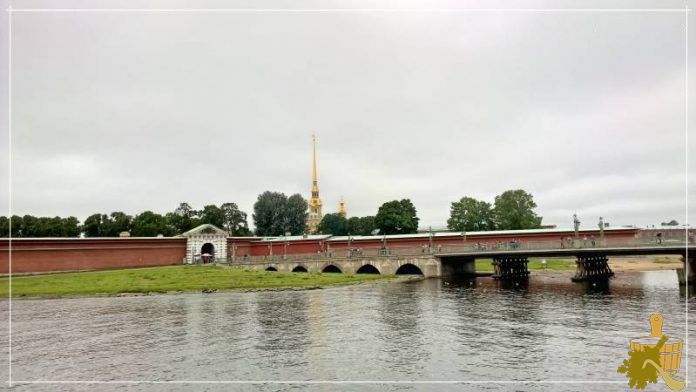 Необычная баня в Петропавловской крепости (необычный, банить, петропавловской, крепость) Необычная баня в Петропавловской крепости