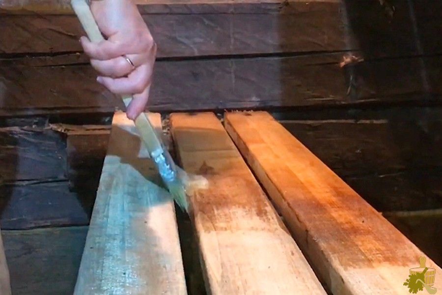 Масло для полка бани и сауны: цели и правила обработки поверхности